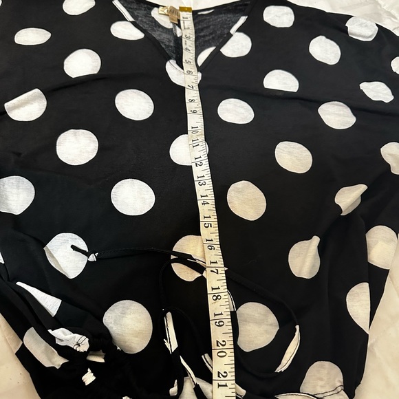 Lavish Black & White Polka Dot Shirt Women’s L - Picture 15 of 16